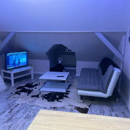 Chez Willi Apartment *